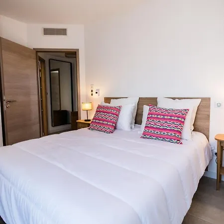 Apartment De Luxe Pour Des Paisibles. Porto-Vecchio (Corsica)