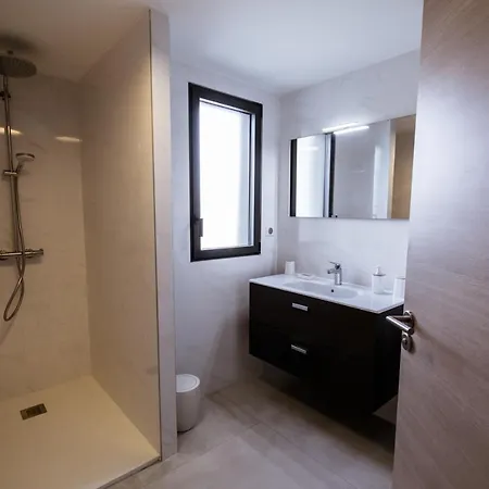 De Luxe Pour Des Paisibles. Appartement Porto-Vecchio (Corsica)